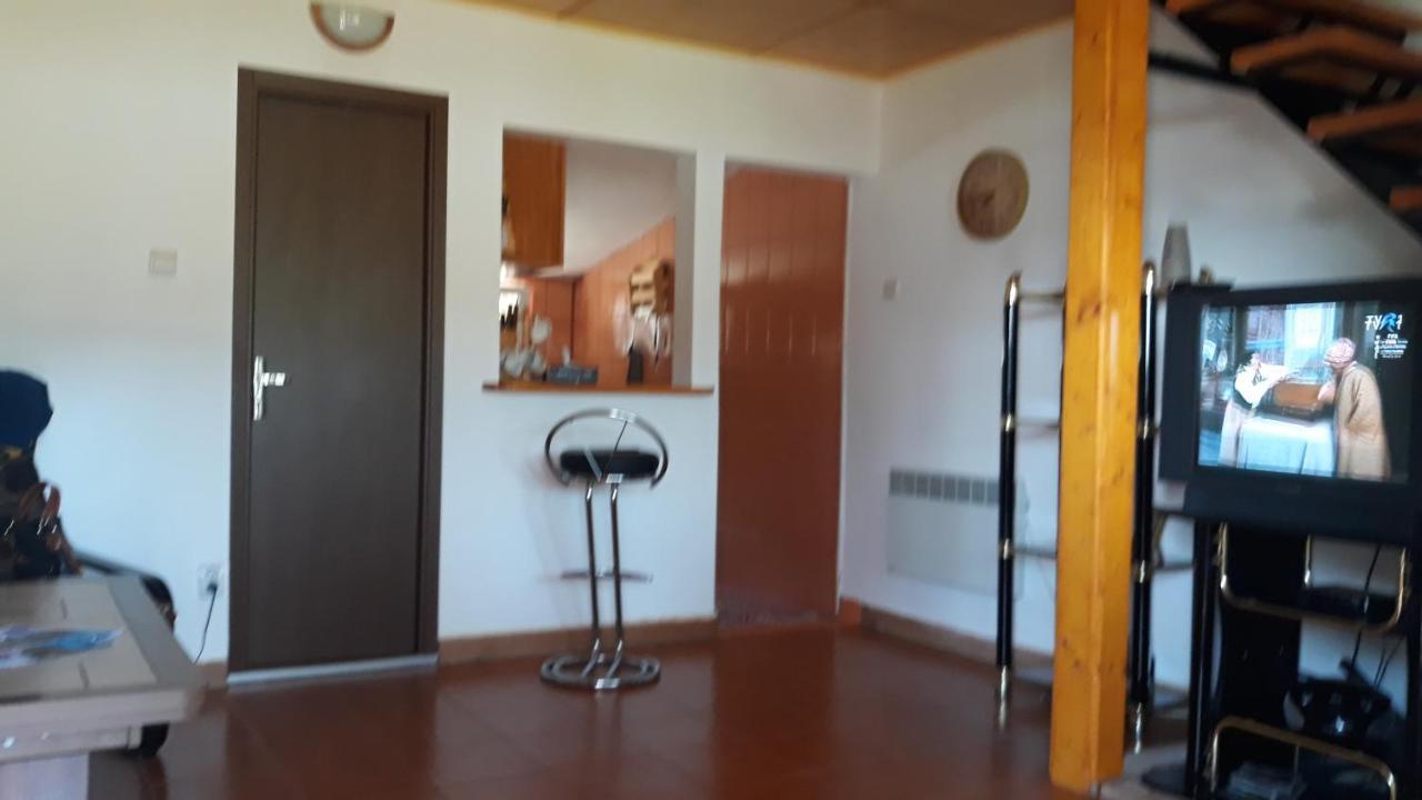 Casa Melania Villa Eselnita Exterior photo